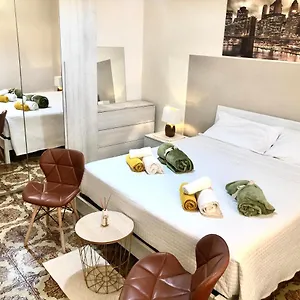  Pensión City B&B